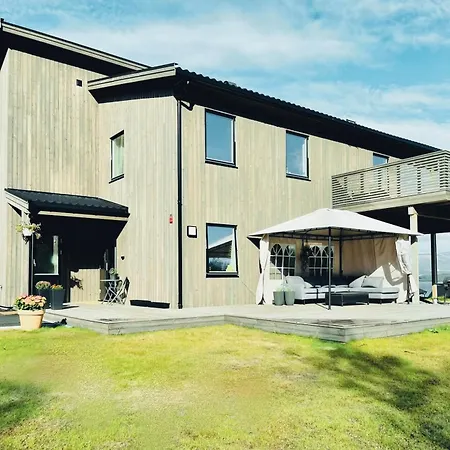 Artic Villa *
